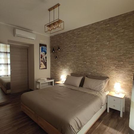 Tizzy Apartment & Rooms Bari Ngoại thất bức ảnh