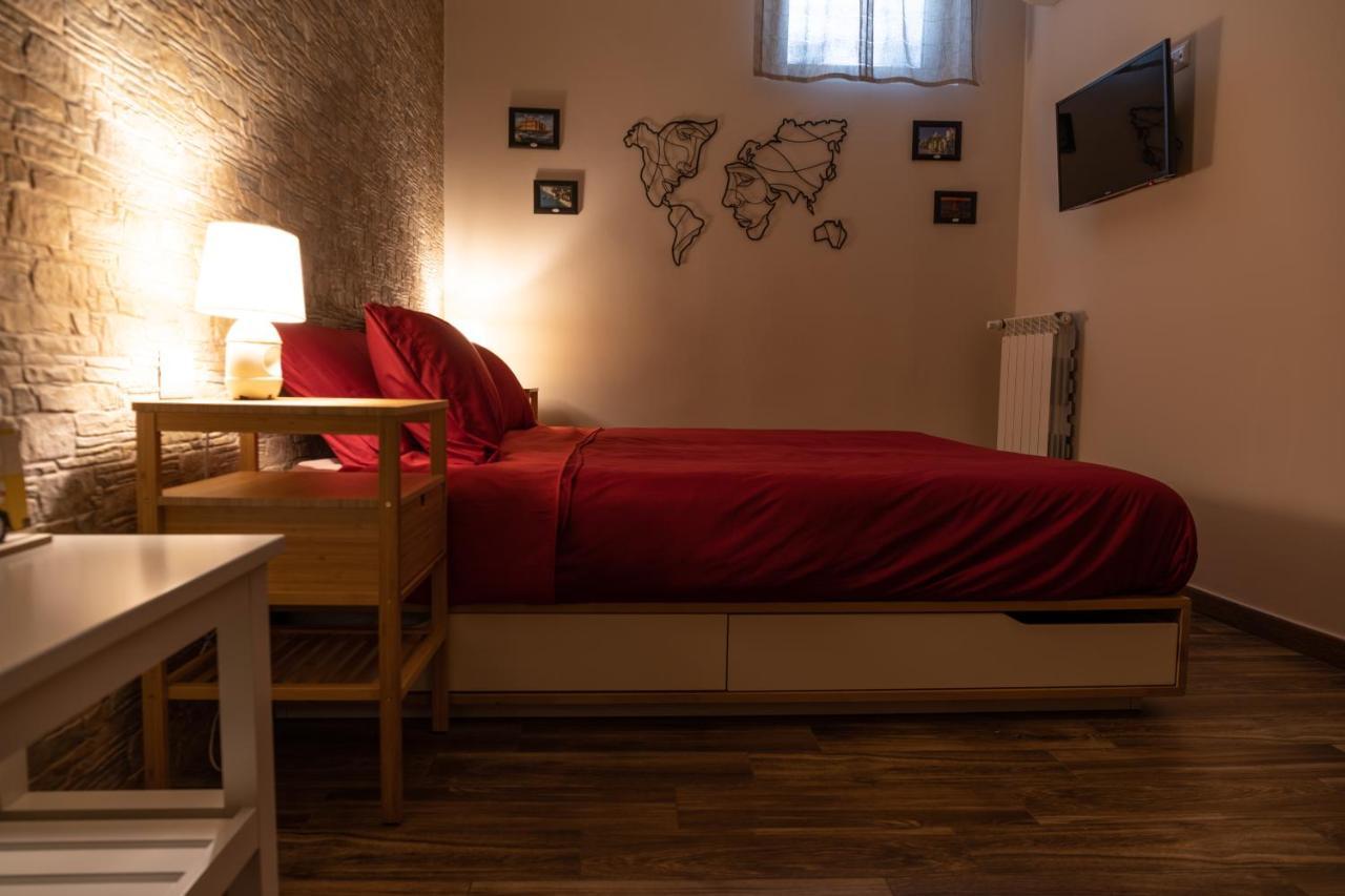 Tizzy Apartment & Rooms Bari Ngoại thất bức ảnh